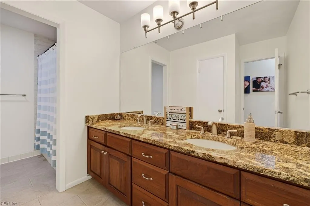Virginia Beach, Virginia 23454, United States, 4 Bedrooms Bedrooms, ,2 BathroomsBathrooms,Residential,Pending,250596