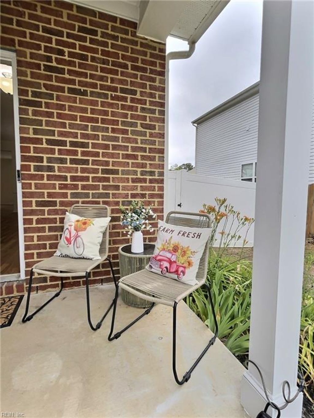 Photo of 114 Cotswold Court, Williamsburg, VA 23185 (MLS # 10636286)