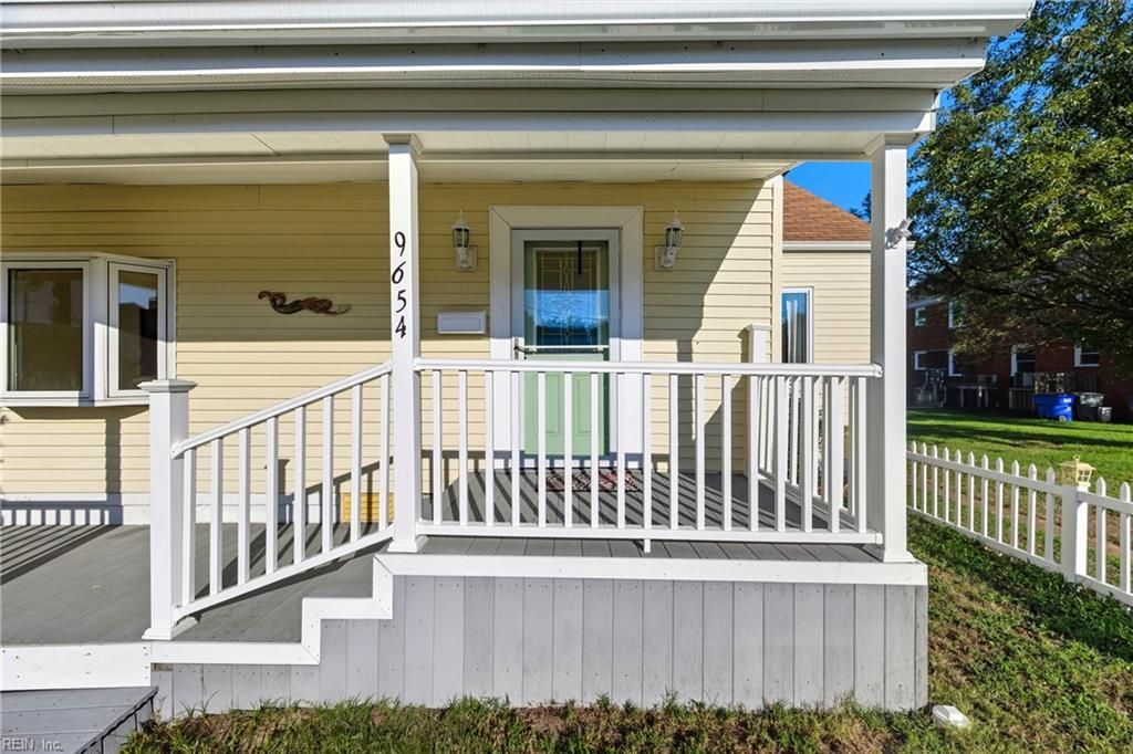 Photo of 9654 14th View Street, Norfolk, VA 23503 (MLS # 10612103)