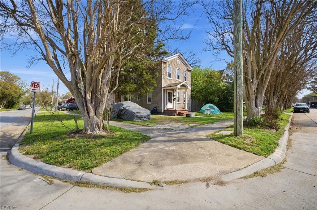 Photo of 1101 Park Avenue, Chesapeake, VA 23324 (MLS # 10628119)