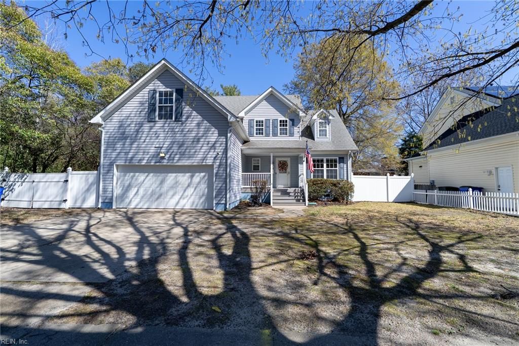 Photo of 104 W Bayview Boulevard, Norfolk, VA 23503 (MLS # 10626322)