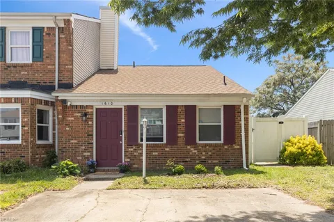 1610 Fairfax Drive, Virginia Beach, VA 23453 - #: 10581341