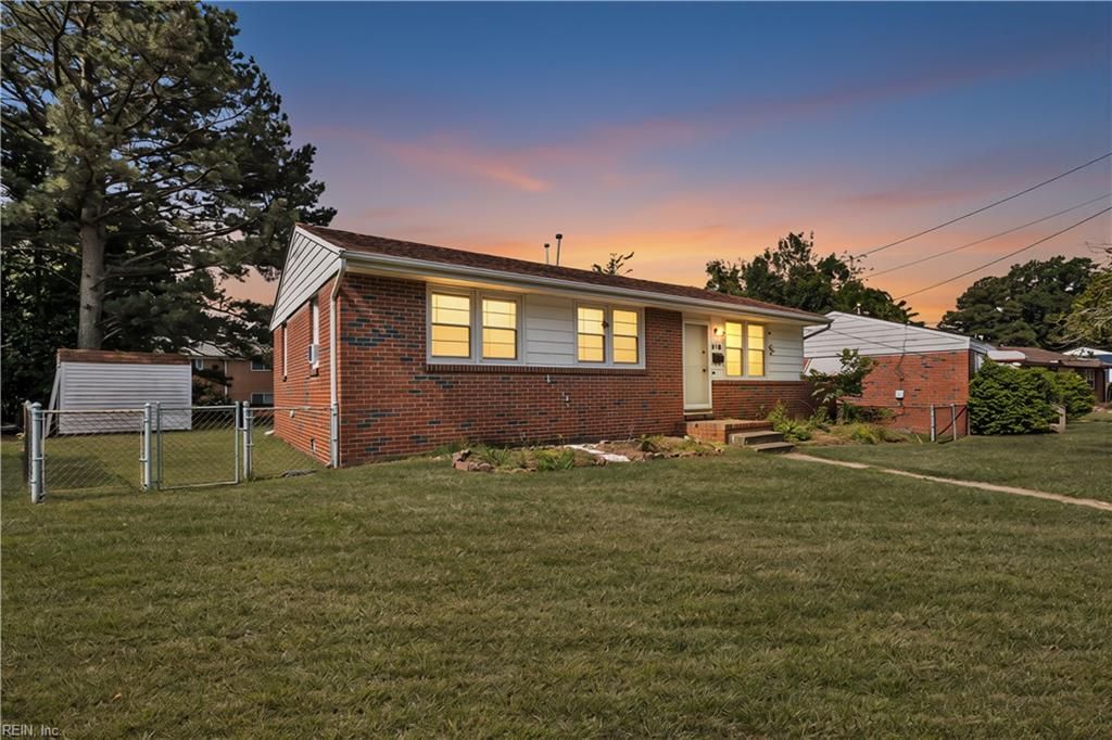 Photo of 416 Keith Court, Chesapeake, VA 23325 (MLS # 10637513)