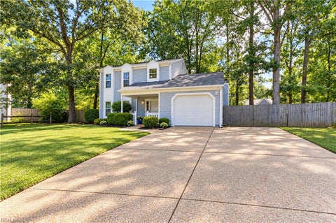 Photo of 4 Finch Place, Newport News, VA 23608 (MLS # 10657418)
