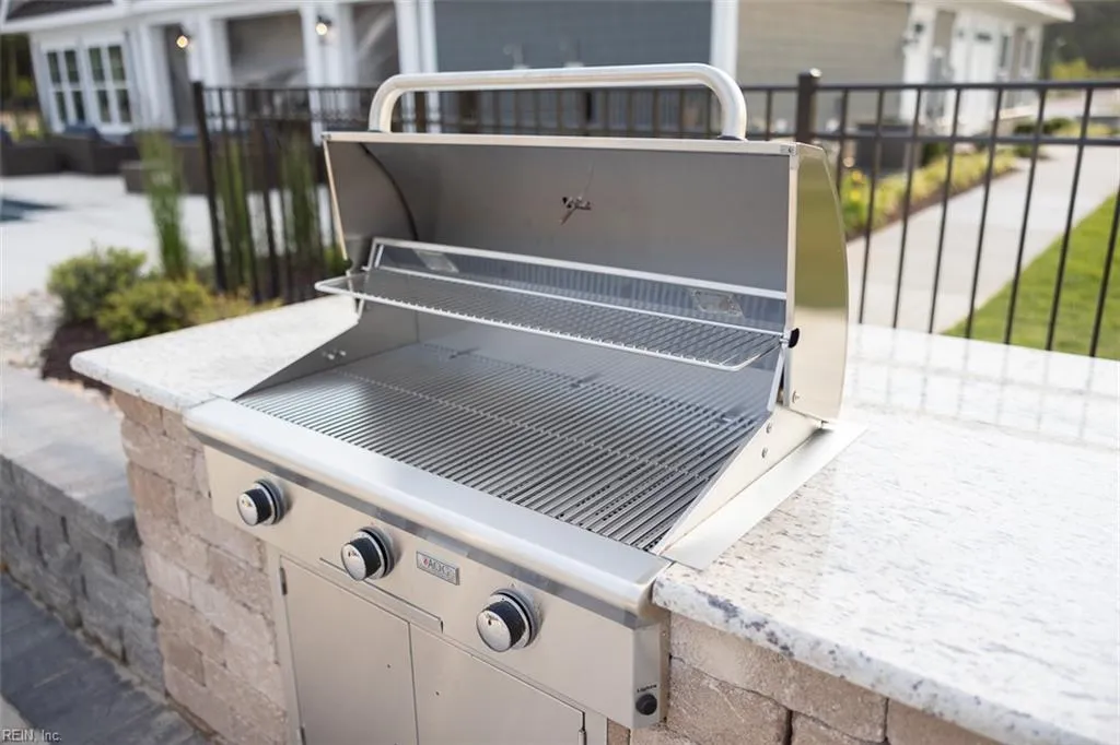 Suffolk, Virginia 23435, United States, 3 Bedrooms Bedrooms, ,3 BathroomsBathrooms,Residential,Pending,223119