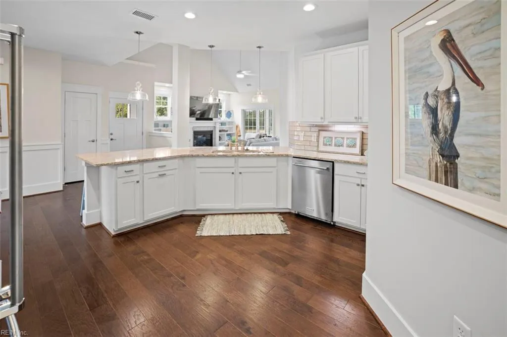 Suffolk, Virginia 23435, United States, 3 Bedrooms Bedrooms, ,3 BathroomsBathrooms,Residential,Pending,223119