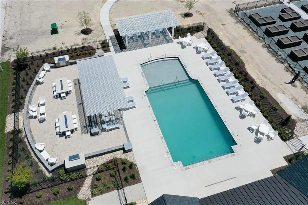 Suffolk, Virginia 23435, United States, 3 Bedrooms Bedrooms, ,3 BathroomsBathrooms,Residential,Pending,223119