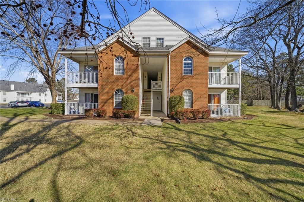 Photo of 1315 Ivywood Rd Road, Virginia Beach, VA 23453 (MLS # 10618347)