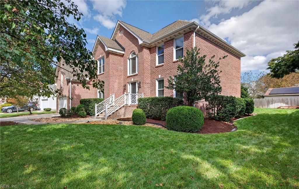 Photo of 823 Keeling Dr Dr, Chesapeake, VA 23322 (MLS # 10630361)