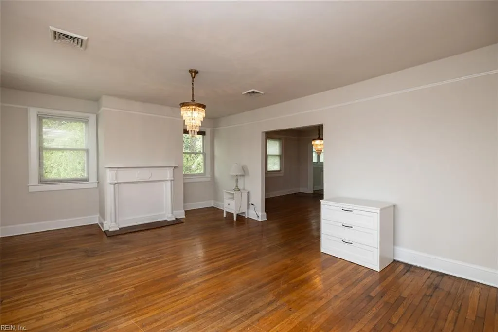 Portsmouth, Virginia 23704, United States, ,Residential,Active,112130