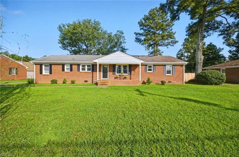 Photo of 2608 Whaleyville Boulevard, Suffolk, VA 23434 (MLS # 10652546)