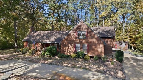 3912 Thalia DR Virginia Beach VA 23452