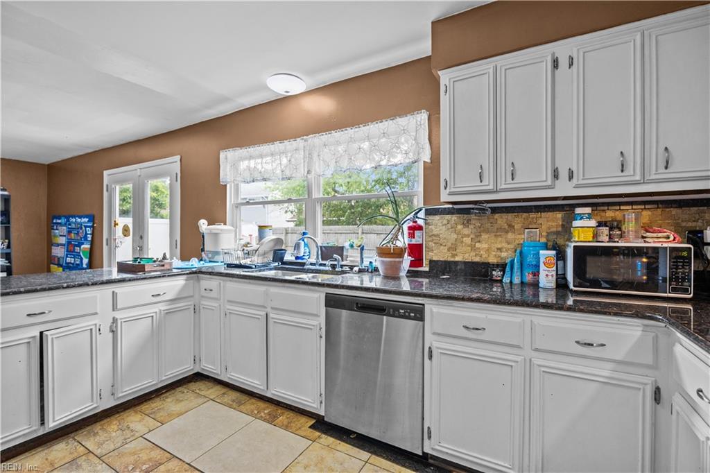 1236 Ginger CRES