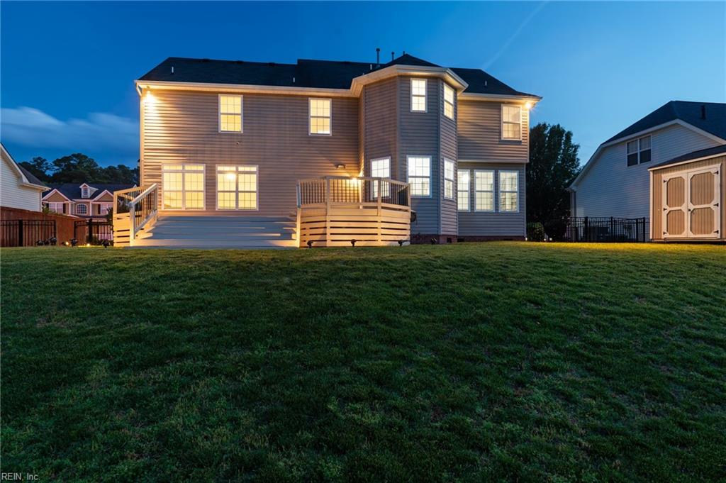 1237 Cherrytree LN