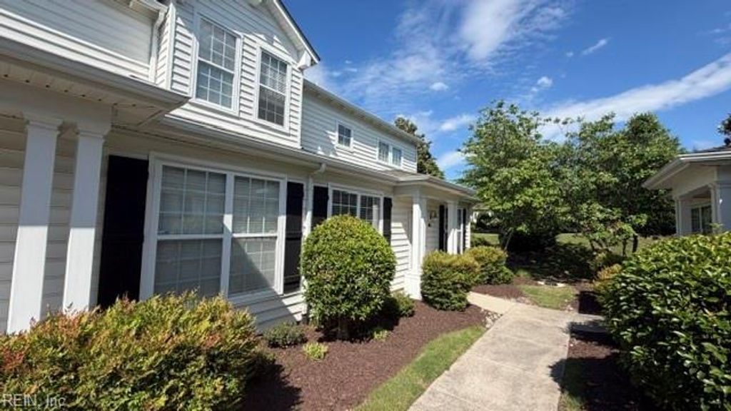Photo of 1028 Grace Hill Drive, Virginia Beach, VA 23455 (MLS # 10634449)