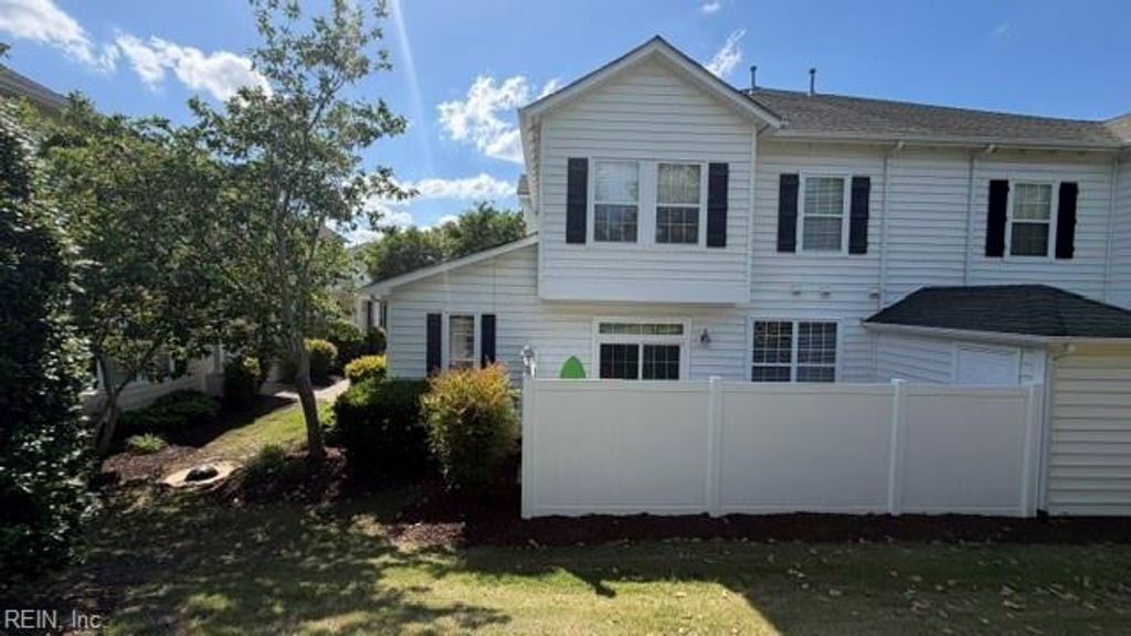 Photo of 1028 Grace Hill Drive, Virginia Beach, VA 23455 (MLS # 10634449)
