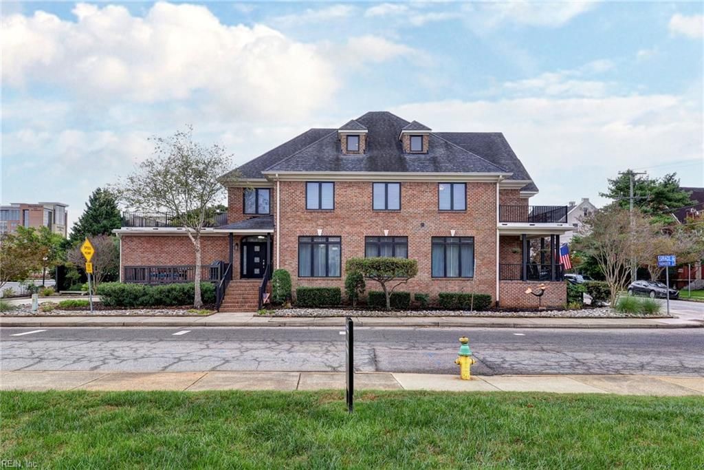 Photo of 744 Yarmouth Street, Norfolk, VA 23510 (MLS # 10604881)