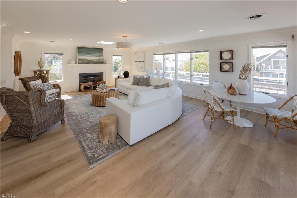 Virginia Beach, Virginia, 23451, United States, 4 Bedrooms Bedrooms, ,4 BathroomsBathrooms,Residential,Active,2044153