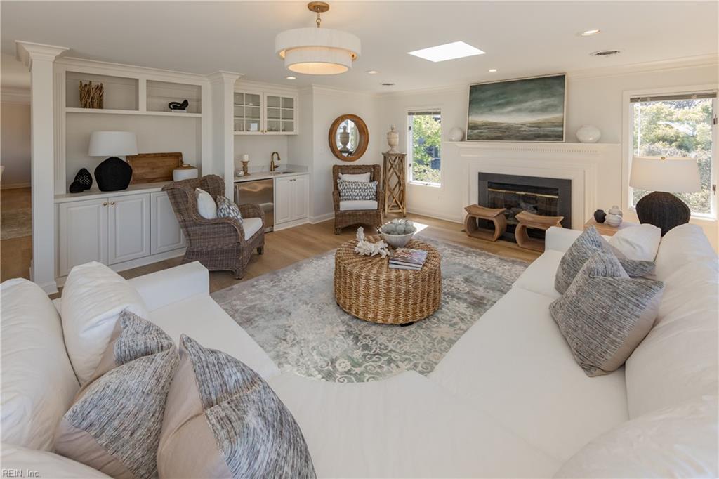 Virginia Beach, Virginia, 23451, United States, 4 Bedrooms Bedrooms, ,4 BathroomsBathrooms,Residential,Active,2044153