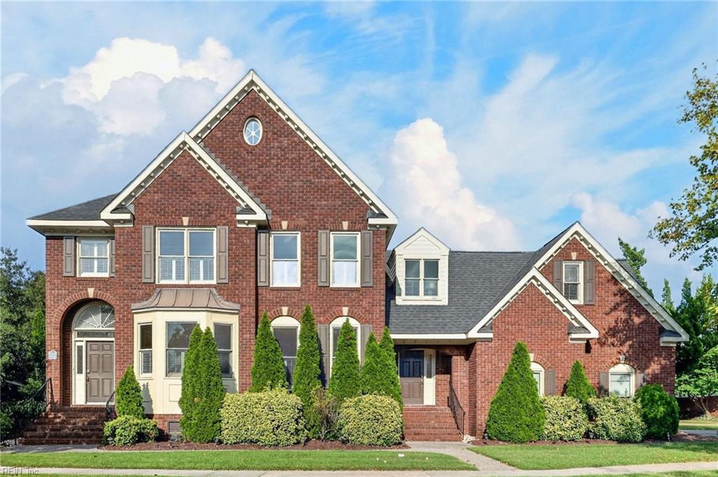 Photo of 1505 Bordeaux Place, Norfolk, VA 23505 (MLS # 10654496)