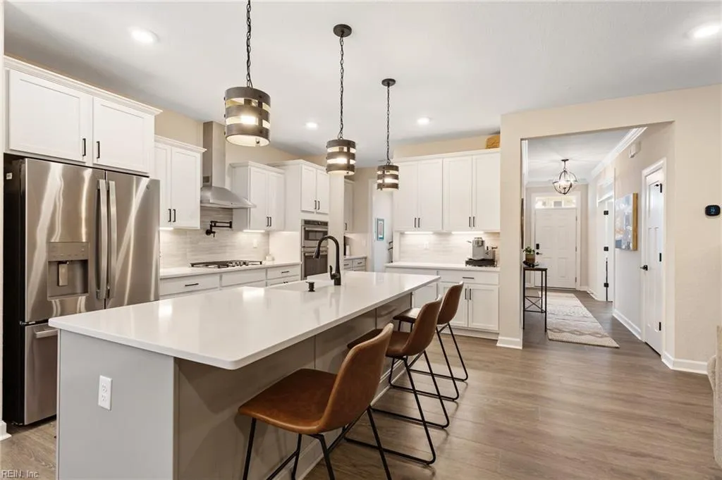 Suffolk, Virginia 23434, United States, 6 Bedrooms Bedrooms, ,4 BathroomsBathrooms,Residential,Active,104161