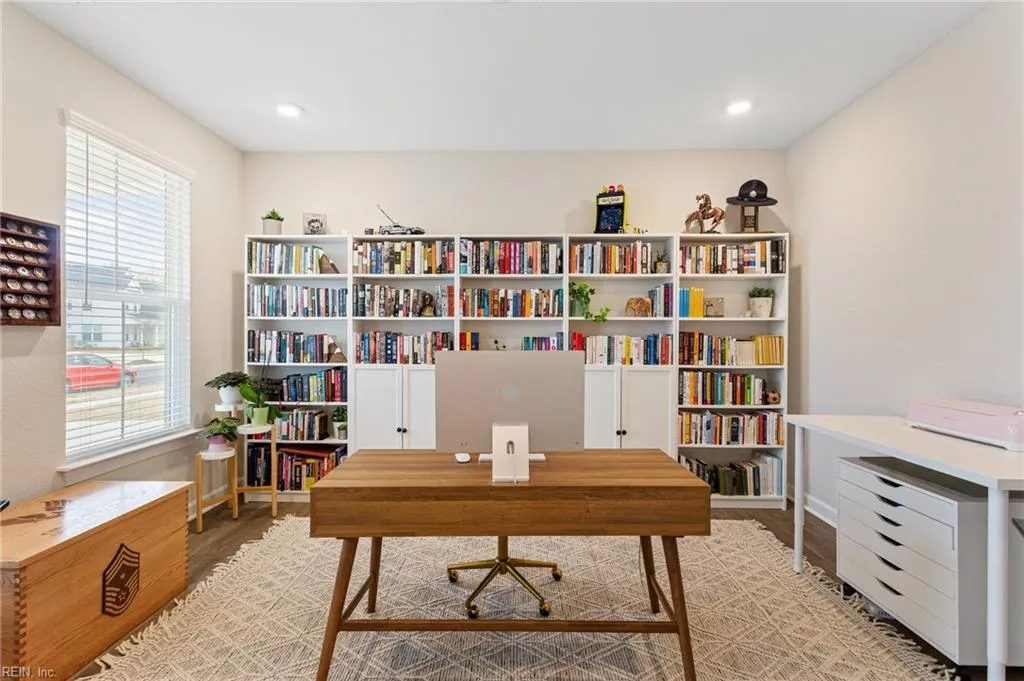 Suffolk, Virginia 23434, United States, 6 Bedrooms Bedrooms, ,4 BathroomsBathrooms,Residential,Active,104161