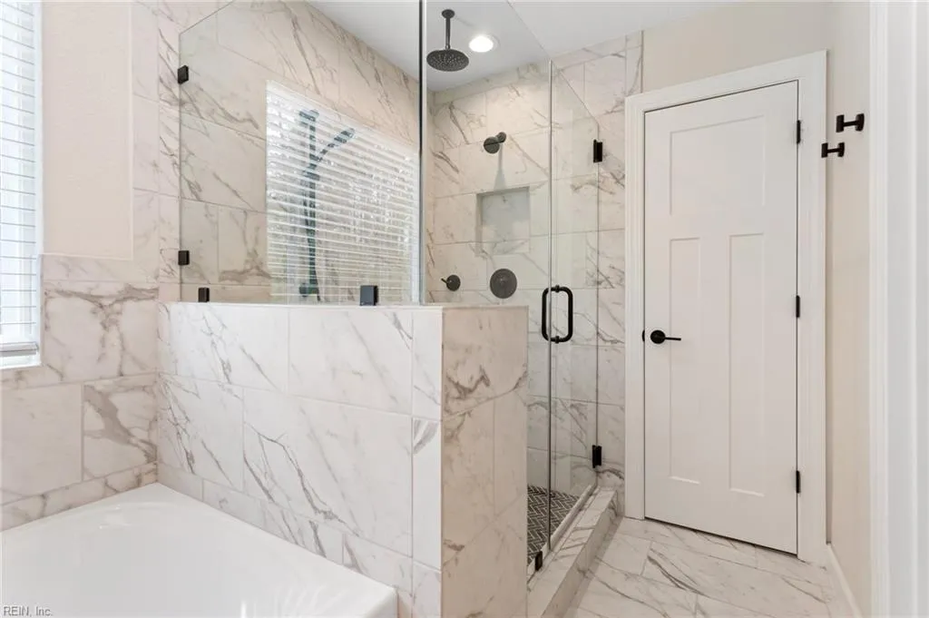 Suffolk, Virginia 23434, United States, 6 Bedrooms Bedrooms, ,4 BathroomsBathrooms,Residential,Active,104161