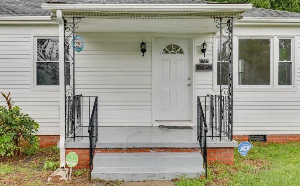 Photo of 7725 Fayver Avenue, Norfolk, VA 23505 (MLS # 10612131)