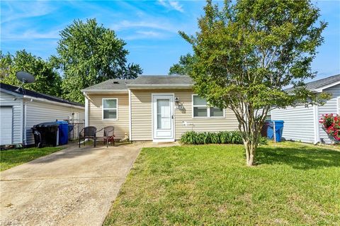 Photo of 1213 New Land Drive, Virginia Beach, VA 23453 (MLS # 10631557)