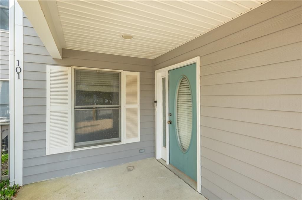 Photo of 1024 High Dunes Quay #1, Hampton, VA 23664 (MLS # 10630277)