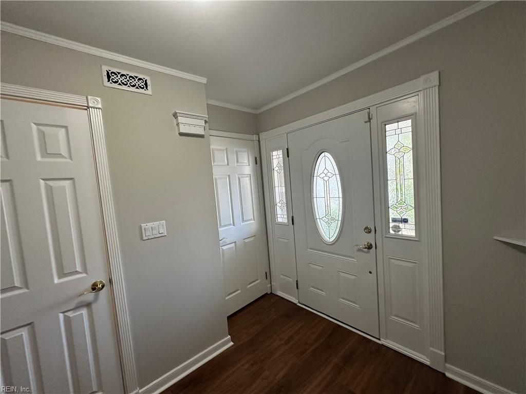 Photo of 605 Masefield Circle, Virginia Beach, VA 23452 (MLS # 10633132)