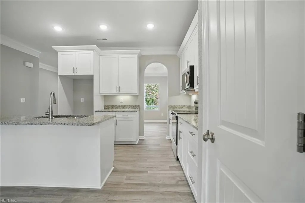 Norfolk, Virginia 23513, United States, 4 Bedrooms Bedrooms, ,3 BathroomsBathrooms,Residential,Active,178196