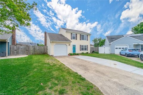 Single Family Residence in Virginia Beach VA 1101 Loveland Lane.jpg