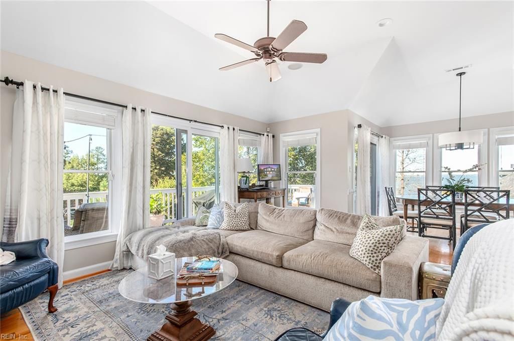 Photo of 211 James Landing Circle, Smithfield, VA 23430 (MLS # 10606717)
