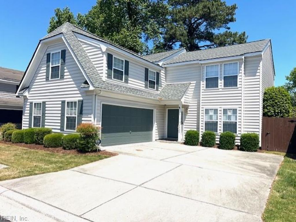 Photo of 5428 Port Royal Drive #74, Virginia Beach, VA 23462 (MLS # 10633125)