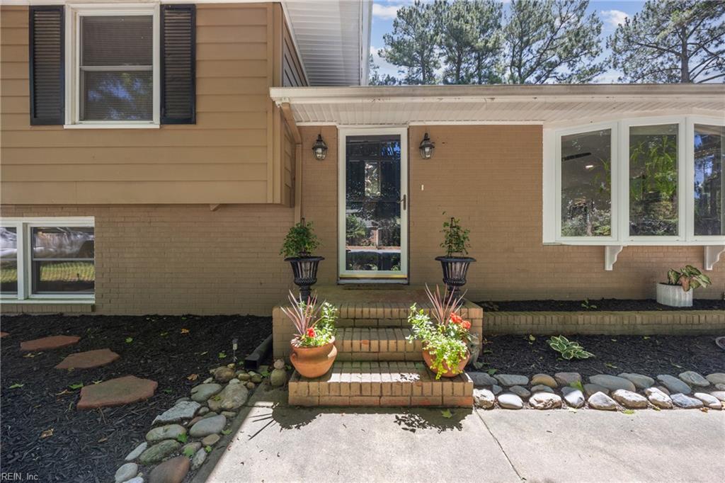 205 Ridgeland DR
