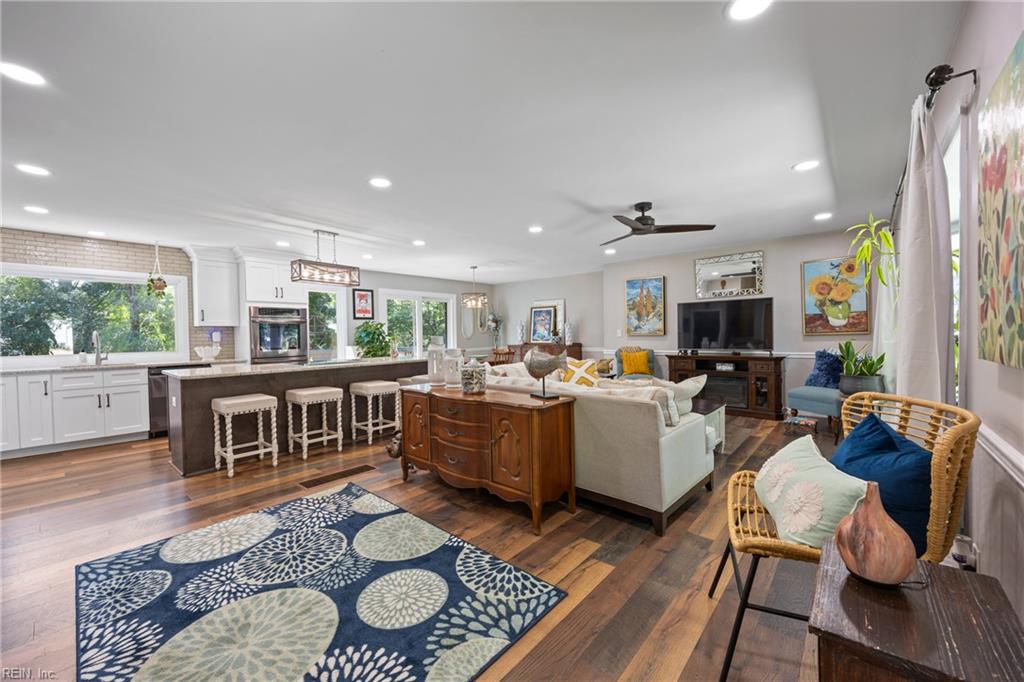205 Ridgeland DR