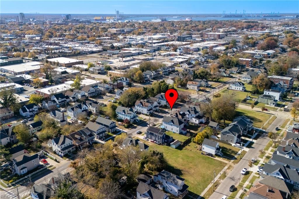 Photo of 228 W 27th Street, Norfolk, VA 23517 (MLS # 10614901)