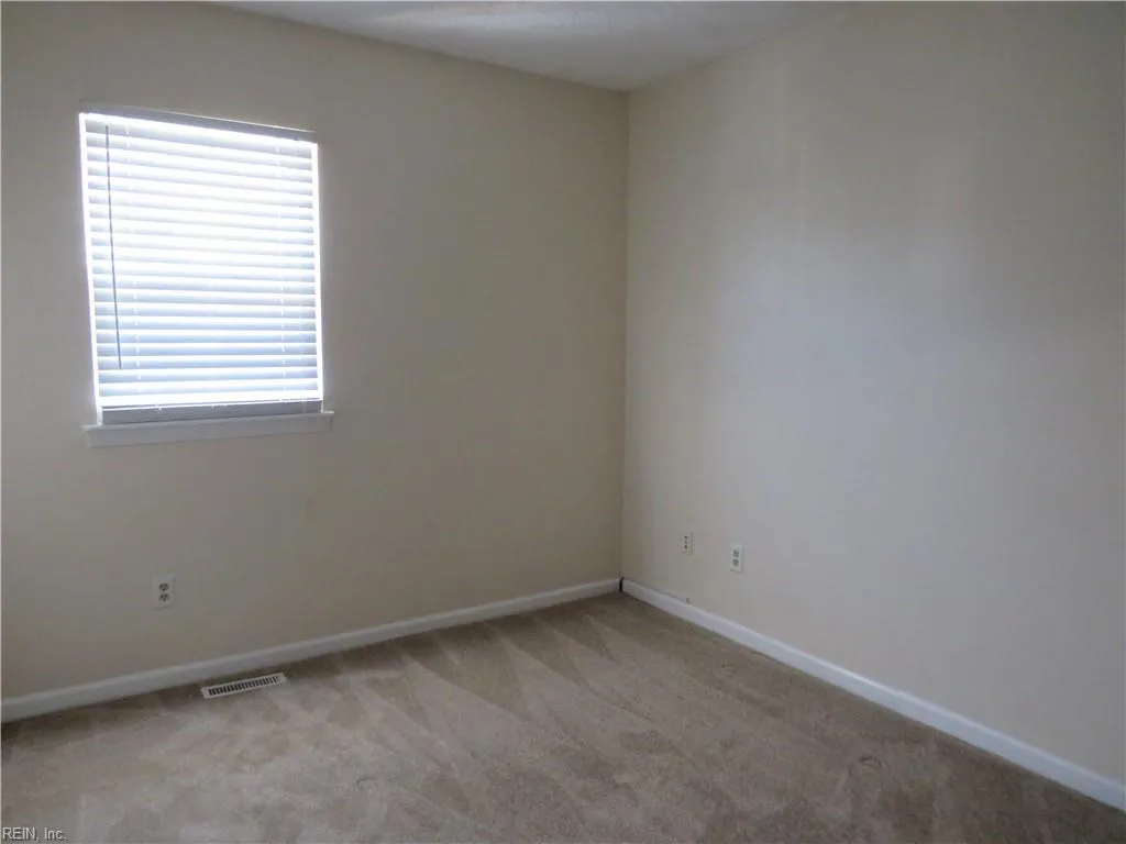 Portsmouth, Virginia 23703, United States, 3 Bedrooms Bedrooms, ,3 BathroomsBathrooms,Residential,Active,11615