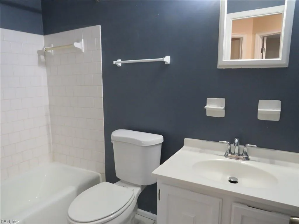 Portsmouth, Virginia 23703, United States, 3 Bedrooms Bedrooms, ,3 BathroomsBathrooms,Residential,Active,11615