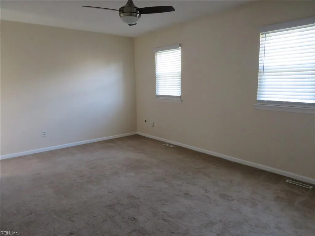Portsmouth, Virginia 23703, United States, 3 Bedrooms Bedrooms, ,3 BathroomsBathrooms,Residential,Active,11615