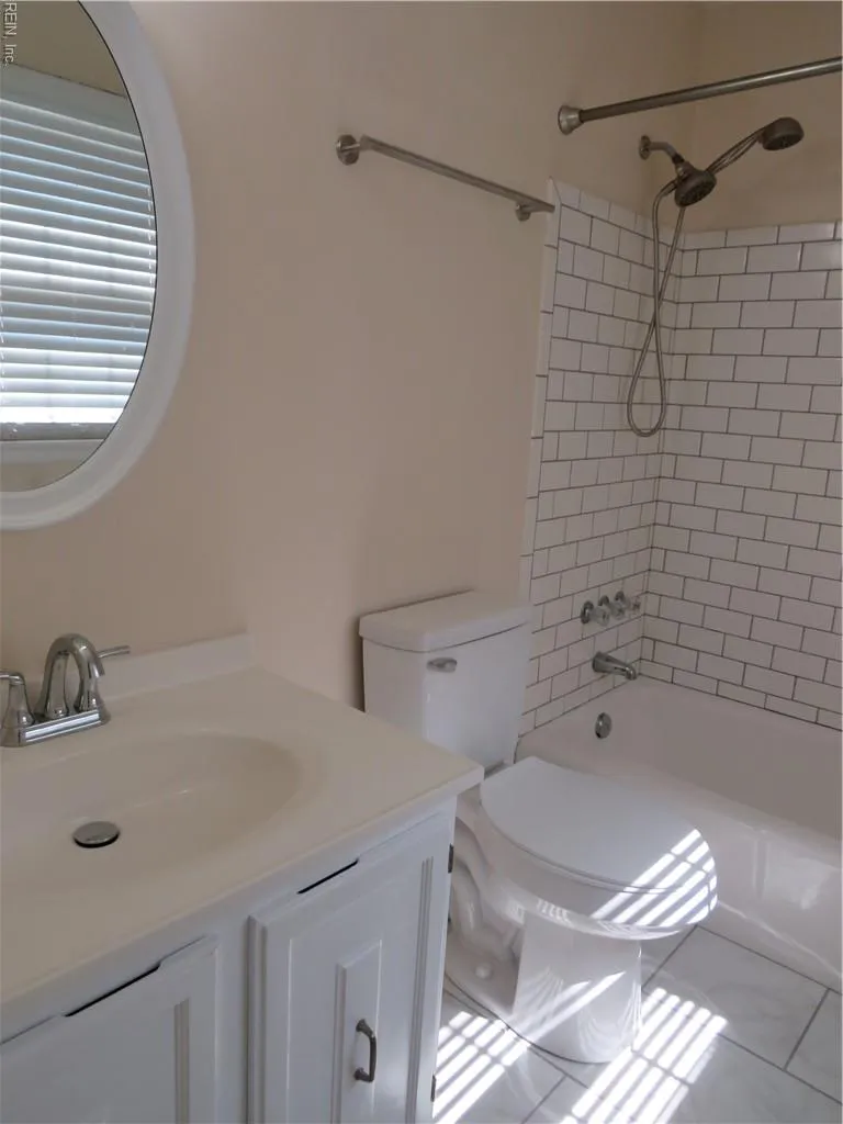 Portsmouth, Virginia 23703, United States, 3 Bedrooms Bedrooms, ,3 BathroomsBathrooms,Residential,Active,11615