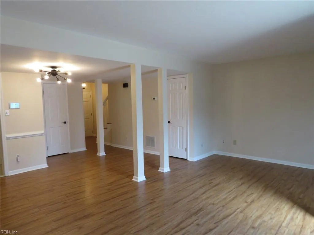 Portsmouth, Virginia 23703, United States, 3 Bedrooms Bedrooms, ,3 BathroomsBathrooms,Residential,Active,11615