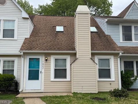 1807 Beckwood CMN Chesapeake VA 23320