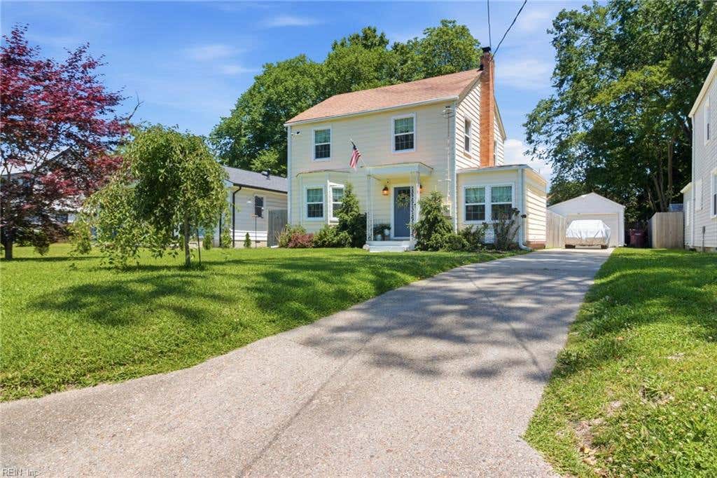 Photo of 1421 Stewart Street, Chesapeake, VA 23324 (MLS # 10638386)