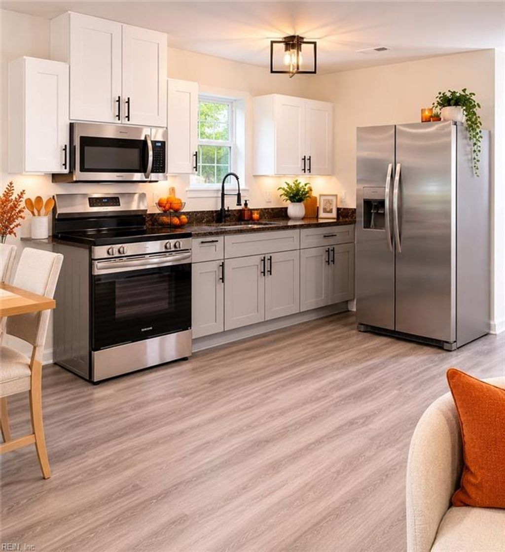 Photo of 752 Oxford Street, Suffolk, VA 23434 (MLS # 10637093)