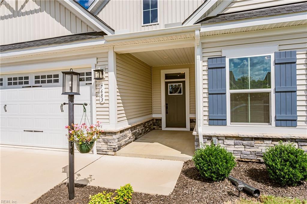 Photo of 7683 Autumn Leaves Lane, New Kent, VA 23124 (MLS # 10650224)