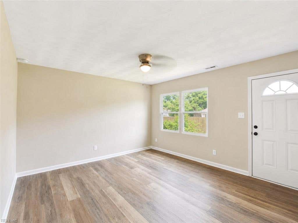 Photo of 4021 Sloop Trail, Chesapeake, VA 23321 (MLS # 10648930)