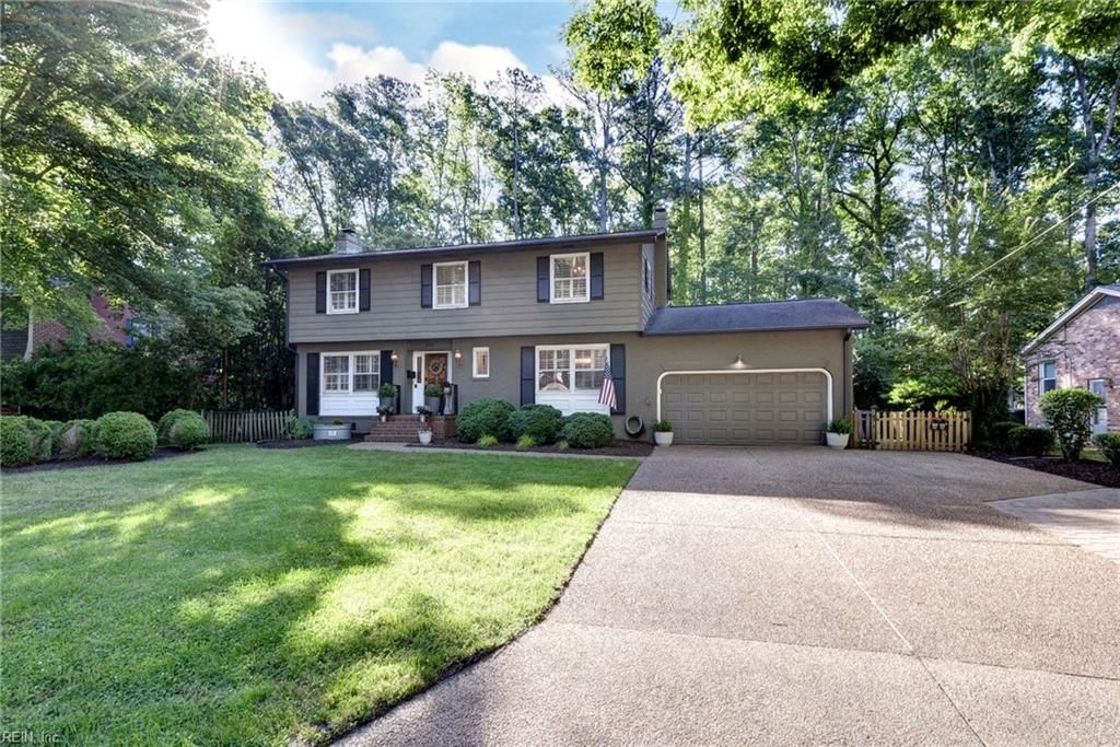 Photo of 320 Parkway Drive, Newport News, VA 23606 (MLS # 10637013)