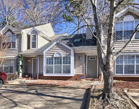 8 Hawthorn Place, Hampton, VA 23666 - MLS#: 10566644